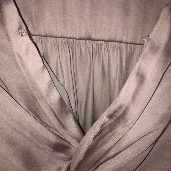 DYNAMITE TWIST TOP BLOUSE - Picture 4 of 6